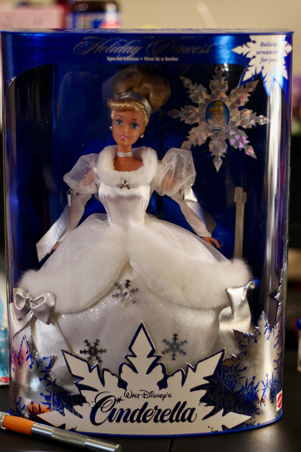 1996 Holiday princess Cinderella Barbie
